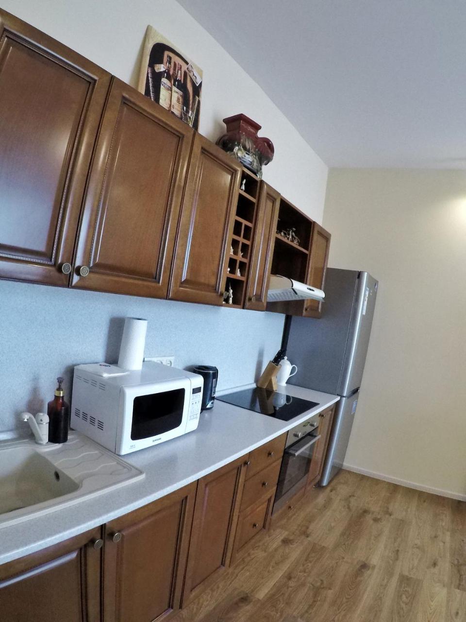 Apartment On Dragomirova Kiev Bagian luar foto